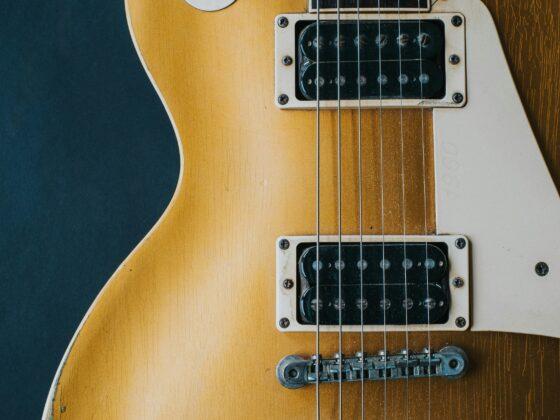 A picture of an example guitar that you could learn to play at beginner and Advanced Guitar Lessons Near Reston