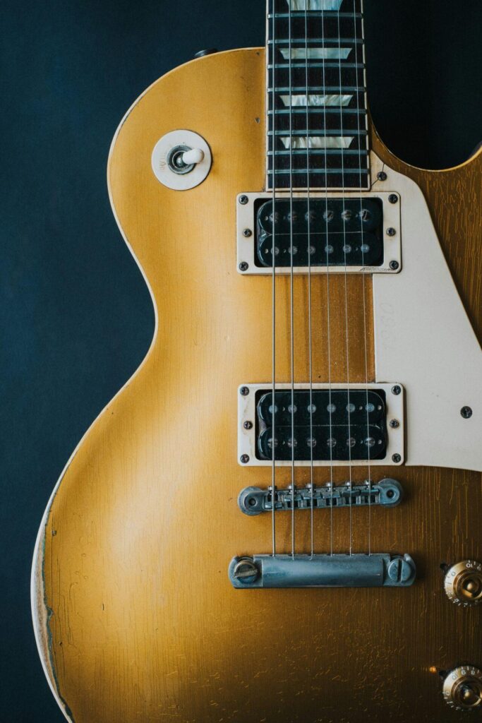 A picture of an example guitar that you could learn to play at beginner and Advanced Guitar Lessons Near Reston
